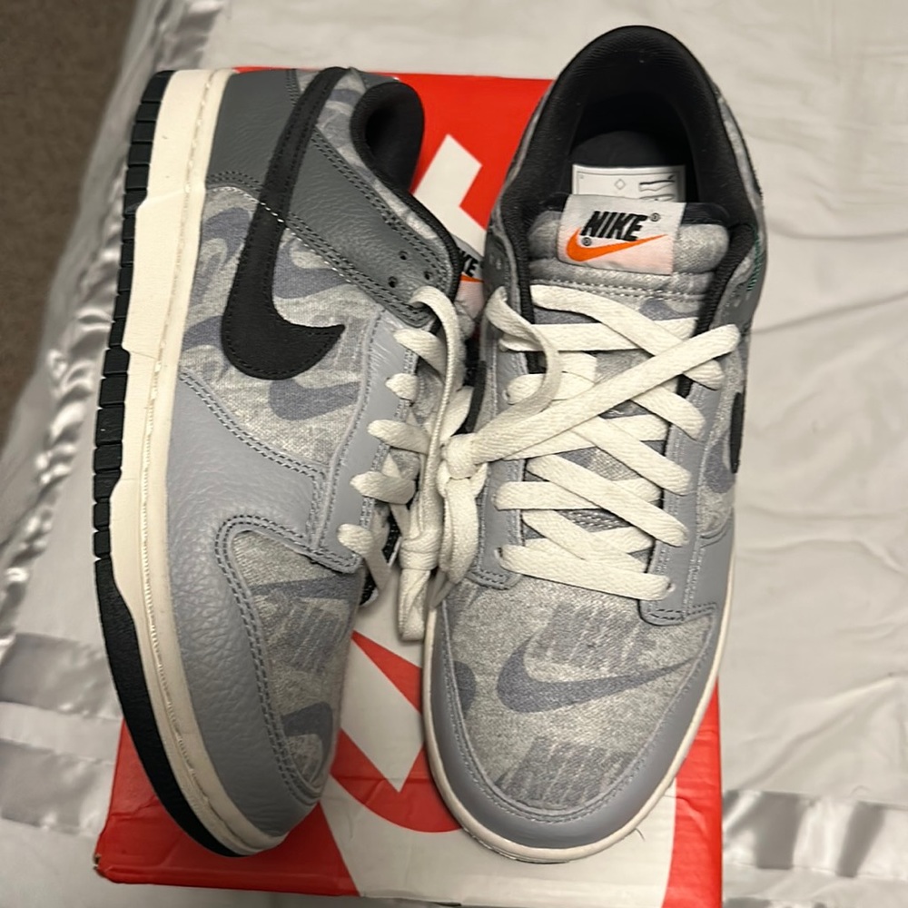 Nike Dunk Low SE Copy Paste